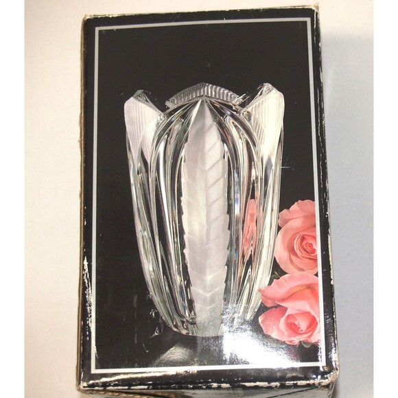 Vintage Heritage Stylesetter 8" 24% Full Lead Crystal Hand Cut & Frosted Vase - Picture 3 of 7